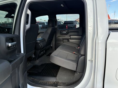 Used 2021 Chevrolet Silverado 1500 LT w/ Bed Protection Package image 4