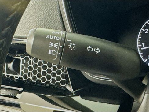 Used 2023 Honda CR-V EX-L image 11