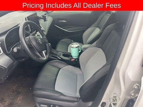 Used 2025 Toyota Corolla XSE FWD image 8