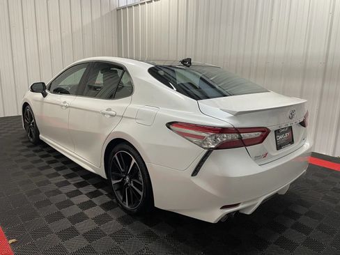 Used 2018 Toyota Camry XSE w/ Audio Package FWD image 2