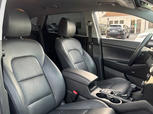 Used 2019 Hyundai Tucson Limited w/ Cargo Package image 29