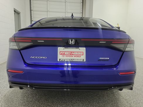 Used 2024 Honda Accord Sport image 4
