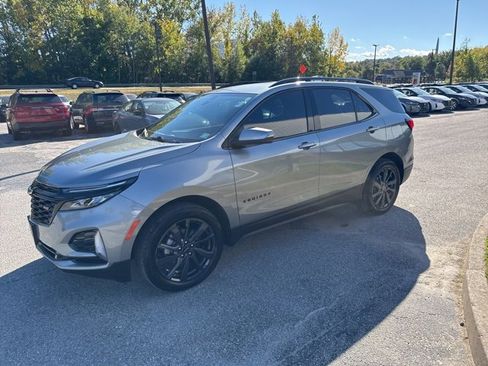 Used 2024 Chevrolet Equinox RS image 37