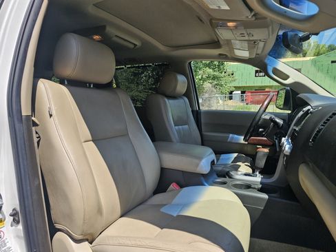 Used 2011 Toyota Sequoia Platinum AWD/4WD image 55