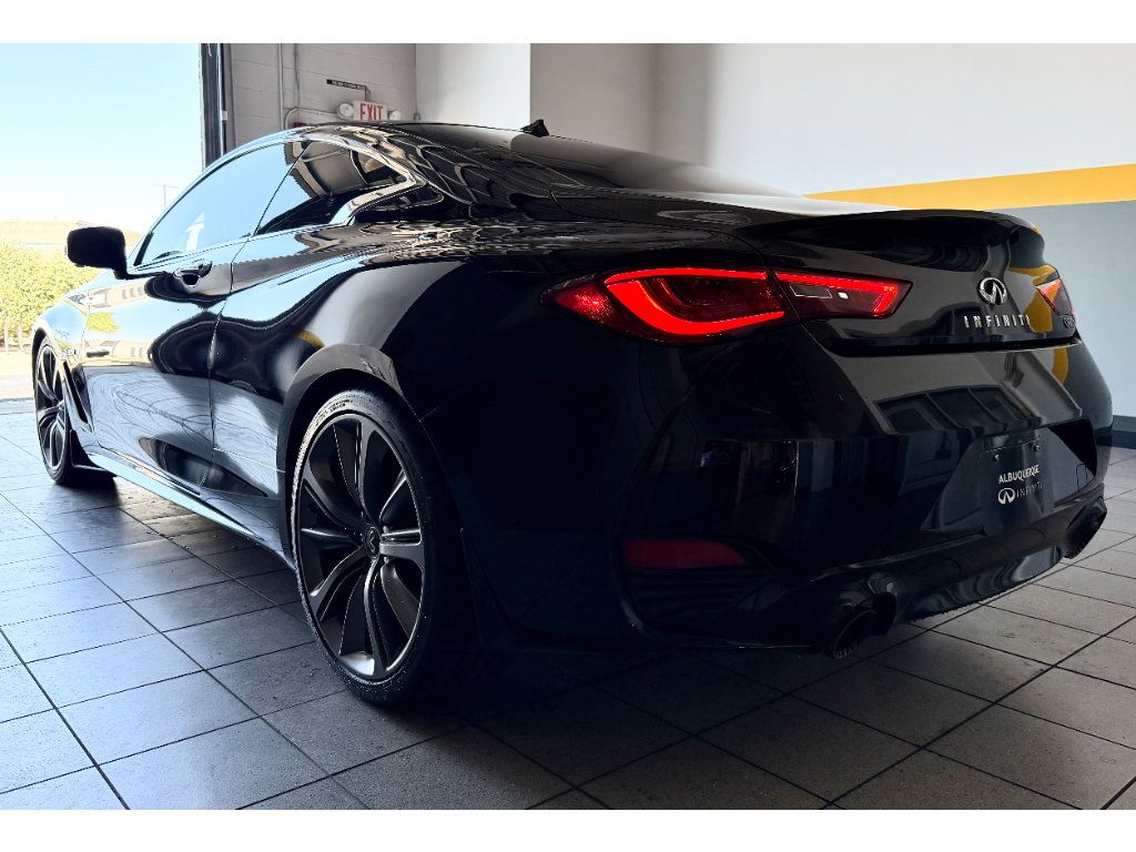 Used 2018 INFINITI Q60 Red Sport 400 w/ Sensory Package 3.0T Sport RWD image 11