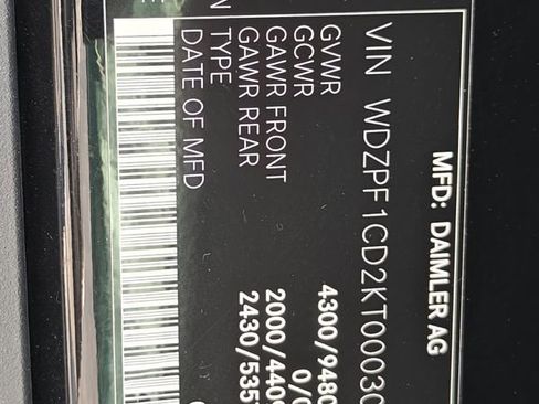 Used 2019 Mercedes-Benz Sprinter 2500 image 20