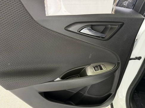 Used 2018 Chevrolet Malibu LT FWD image 7