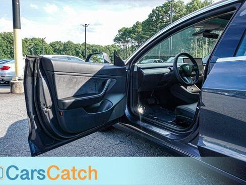 Used 2019 Tesla Model 3 Mid Range RWD image 19