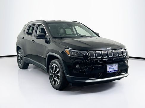 Used 2022 Jeep Compass Limited AWD/4WD image 3
