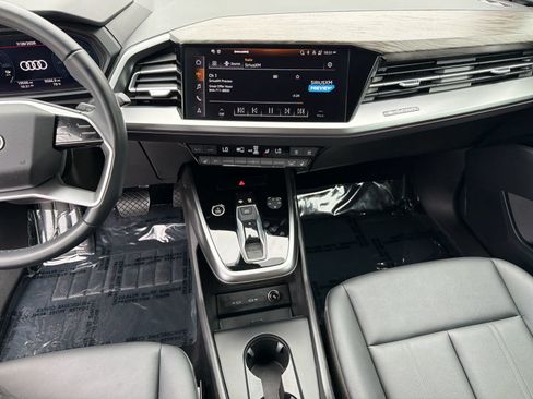 Used 2024 Audi Q4 e-tron Premium Plus w/ Premium Plus RWD image 17