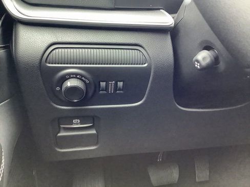 New 2026 Jeep Grand Wagoneer Limited image 15