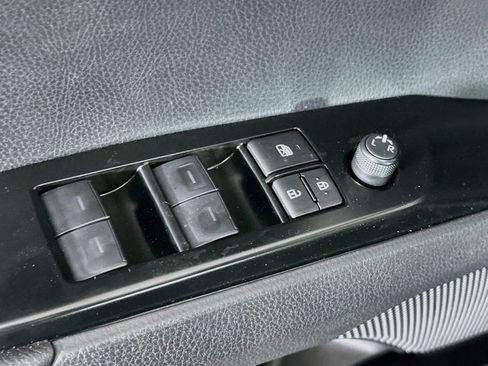 Used 2026 Toyota Camry LE w/ Convenience Package FWD image 15