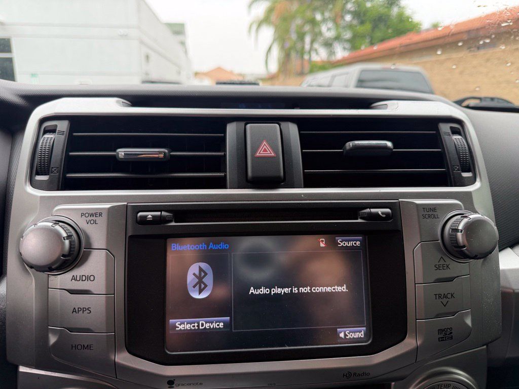 Used 2015 Toyota 4Runner SR5 AWD/4WD image 25