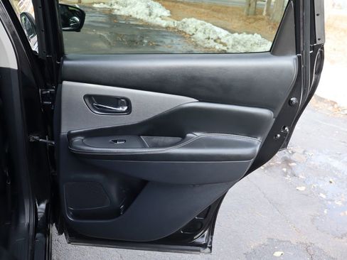 Used 2020 Nissan Murano SL w/ Moonroof Package image 25