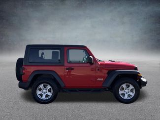 Used 2020 Jeep Wrangler Sport video 2
