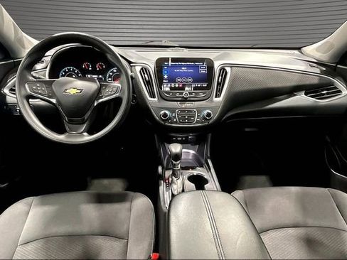 Used 2024 Chevrolet Malibu LT FWD image 7