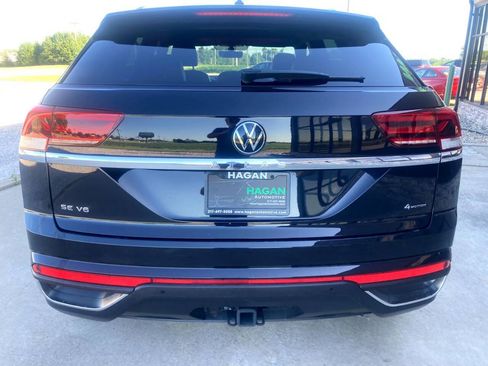 Used 2023 Volkswagen Atlas Cross Sport SE w/ Black Wheel Package AWD/4WD image 6