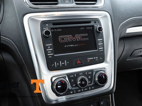 Used 2014 GMC Acadia SLT image 25