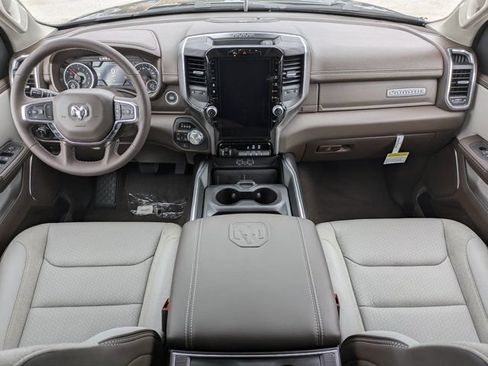 New 2026 RAM 1500 Laramie AWD/4WD image 15