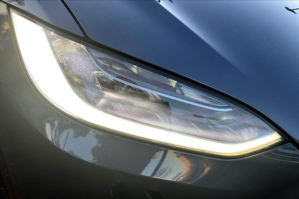 Used 2023 Tesla Model X AWD/4WD image 27