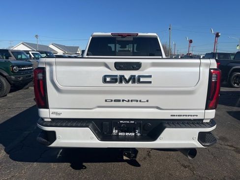 Used 2025 GMC Sierra 2500 Denali Ultimate w/ Max Trailering Package image 5