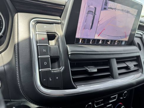 Used 2021 Chevrolet Tahoe High Country w/ Premium Package AWD/4WD image 24