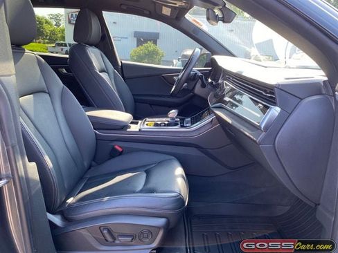 Used 2020 Audi Q8 Prestige AWD/4WD image 6