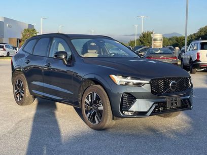 Used 2026 Volvo XC60 B5 Core w/ Climate Package