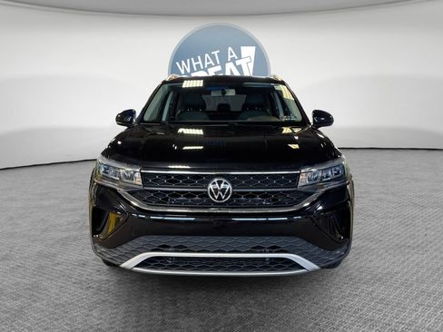 Used 2022 Volkswagen Taos SE AWD/4WD image 9
