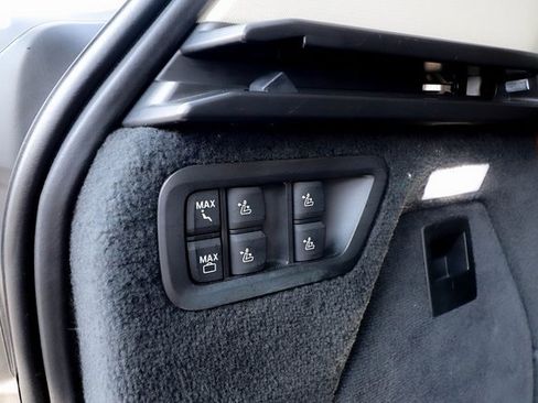 Used 2020 BMW X7 xDrive40i w/ Premium Package image 49