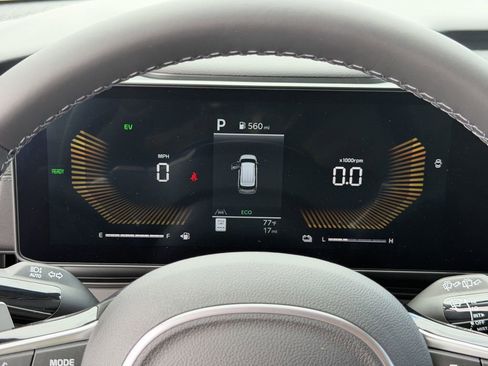 New 2026 Kia Carnival LXS FWD image 27