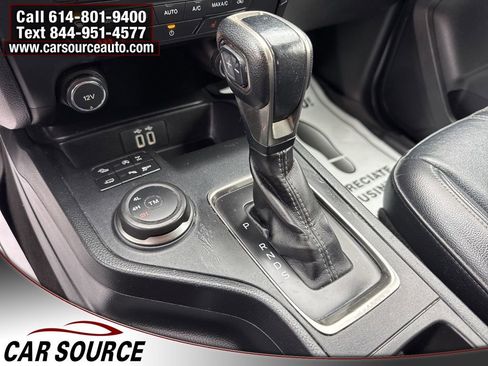 Used 2019 Ford Ranger Lariat w/ Equipment Group 501A Mid image 12