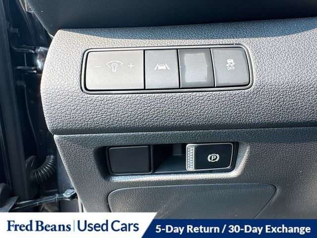 Used 2023 Hyundai Santa Fe SE AWD/4WD image 15