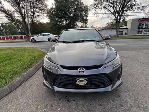 Used 2015 Scion tC image 2