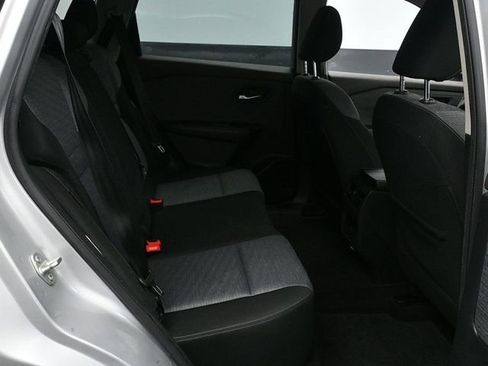 Used 2023 Nissan Rogue SV image 10