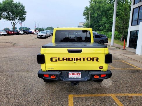 Used 2023 Jeep Gladiator Mojave w/ Cold Weather Group AWD/4WD image 6