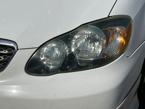 Used 2005 Toyota Corolla S FWD image 11