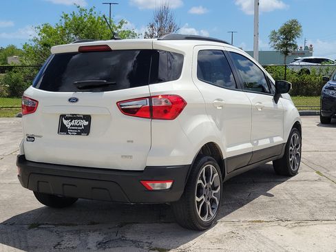 Used 2018 Ford EcoSport SE w/ SE Convenience Package FWD image 4