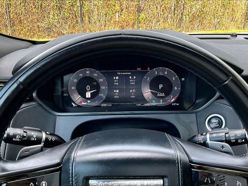 Used 2025 Land Rover Range Rover Velar Dynamic SE AWD/4WD image 30