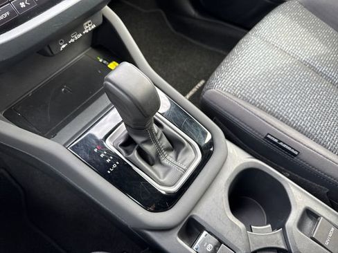 Used 2025 Subaru Forester Premium AWD/4WD image 25