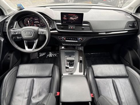 Used 2019 Audi Q5 Prestige w/ Prestige Package image 23