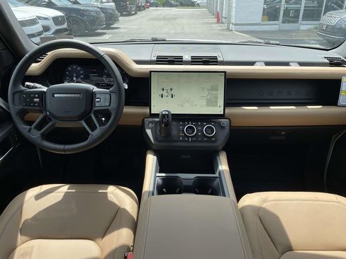 New 2026 Land Rover Defender 110 X-Dynamic SE AWD/4WD image 21