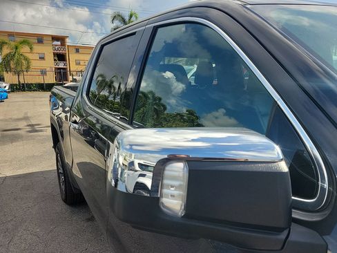 Used 2025 GMC Sierra 1500 SLT RWD image 15