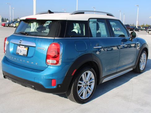 Used 2019 MINI Cooper Countryman SE w/ Premium Package image 3