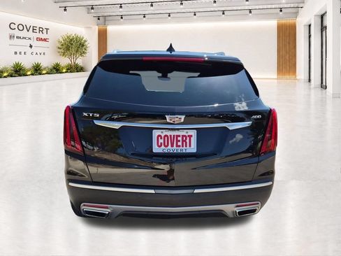 Used 2021 Cadillac XT5 Premium Luxury FWD image 12