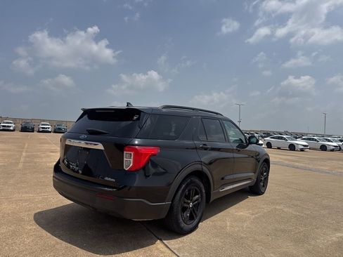 Used 2022 Ford Explorer XLT RWD image 24