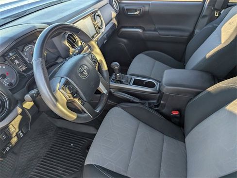 Used 2023 Toyota Tacoma TRD Sport image 21