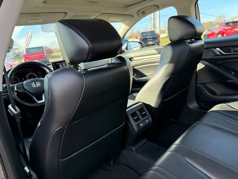 Used 2022 Honda Accord Touring image 20