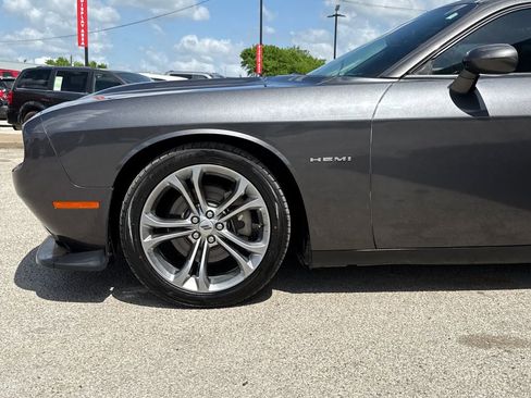 Used 2021 Dodge Challenger R/T image 5