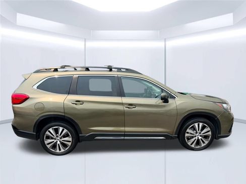 Used 2022 Subaru Ascent Limited AWD/4WD image 4
